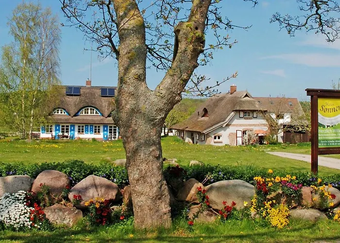 Unterm Reetdach Holiday home Sellin (Rugen)