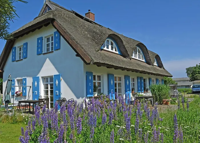 Unterm Reetdach Holiday home Sellin (Rugen)